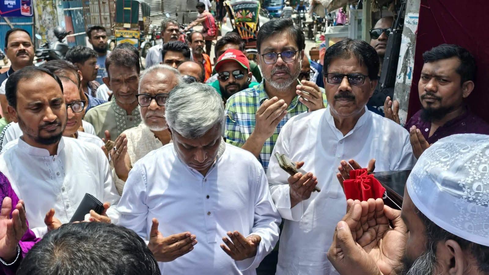 যশোরে বিদ্যুৎ প্রতিমন্ত্রীর উপস্থিতিতে সড়ক-ড্রেন প্রকল্পের উদ্বোধন